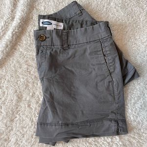 Old Navy Everyday Short - Size 6
